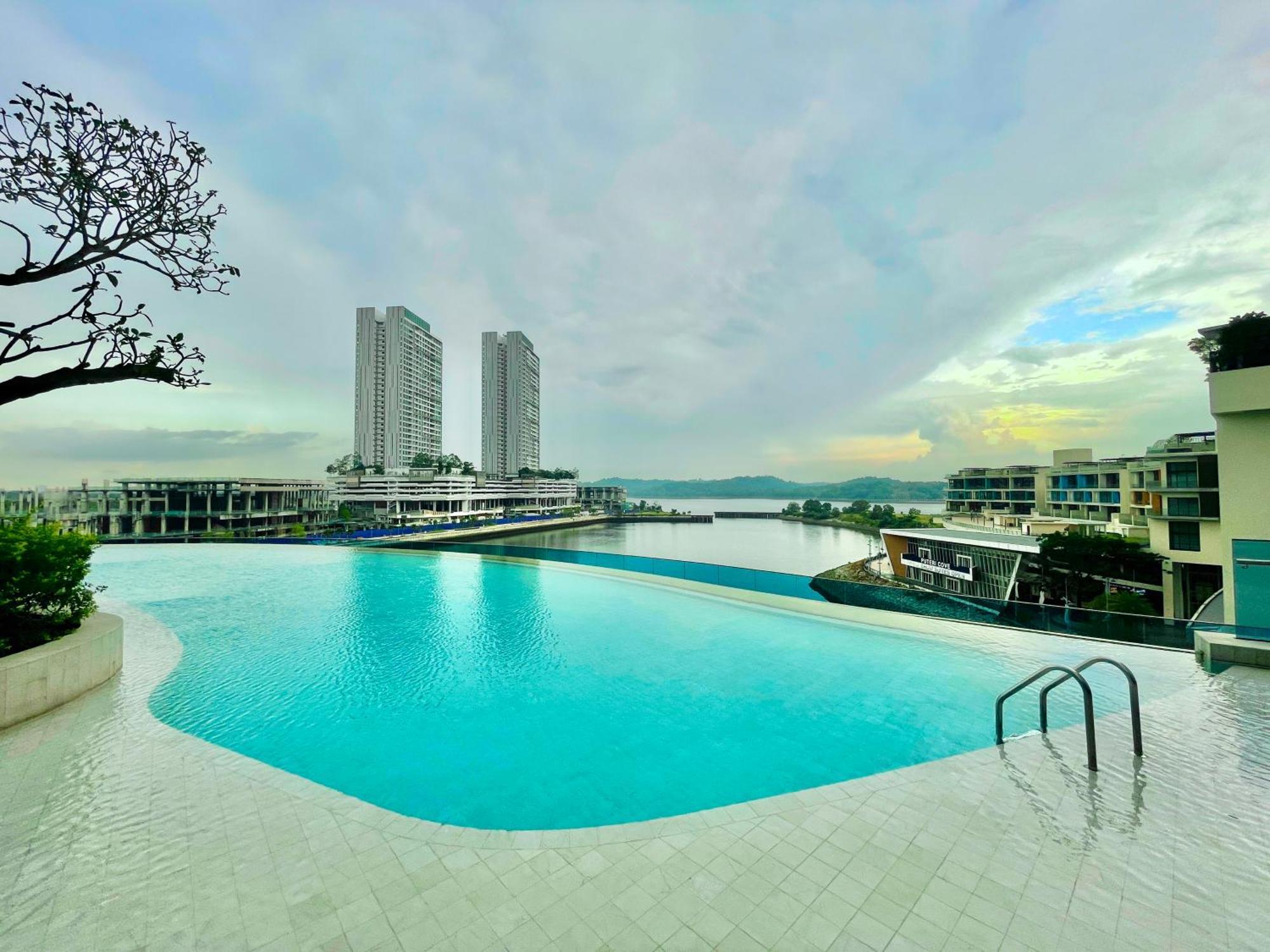 Apartmán Pinetree Puteri Harbour @ Uha Nusajaya  Exteriér fotografie